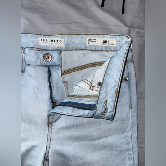 PRICE DROP FOR BLACK FRIDAY ;) RT Bullhead denim.  PAC SUN High rise skinniest - Picture 13 of 16